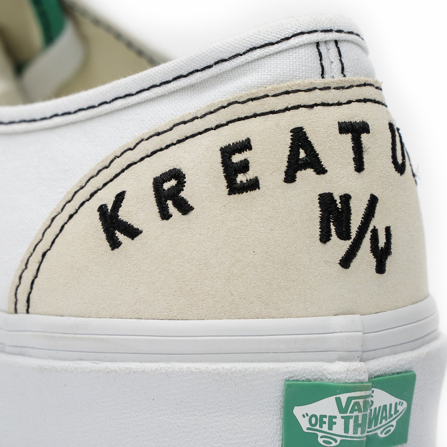 VANS: Authentic